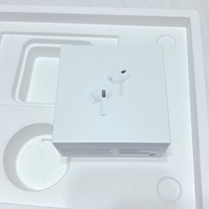 Apple AirPods Pro with Charging Case